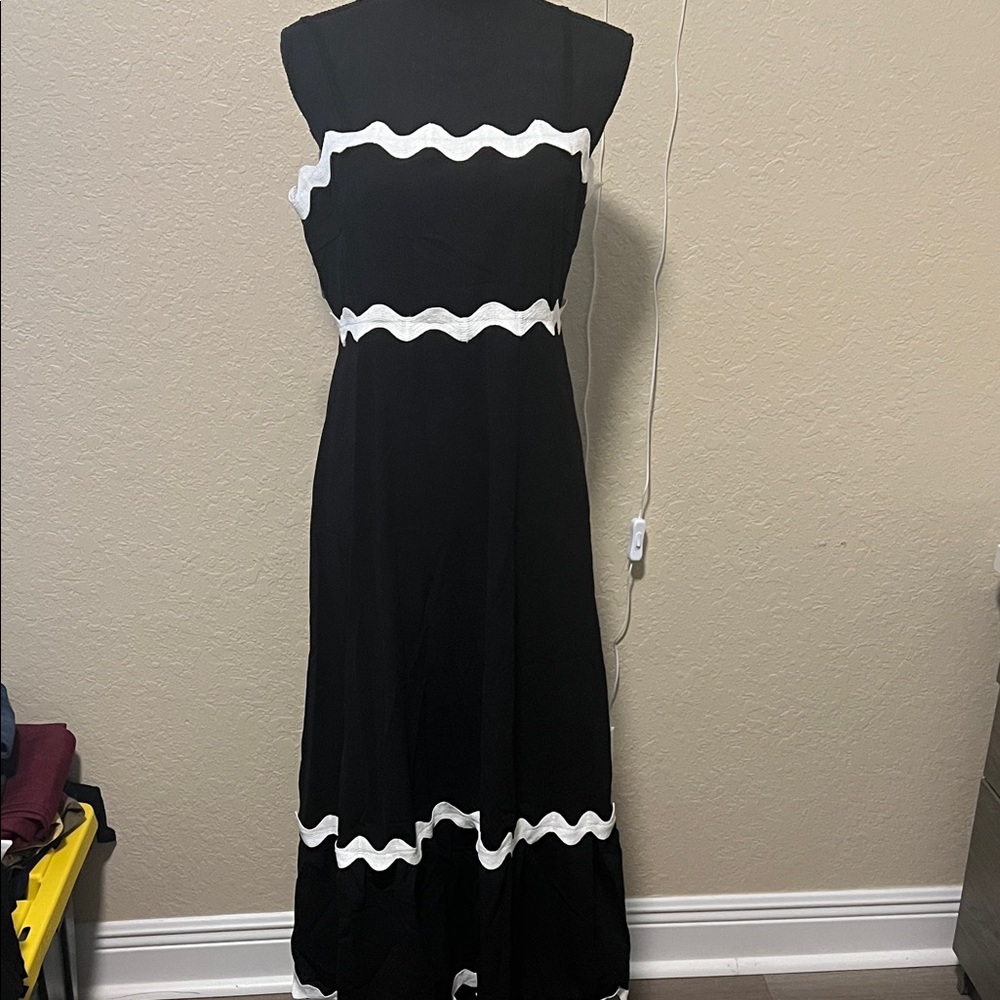 Elegant Black and White Women's Dress
